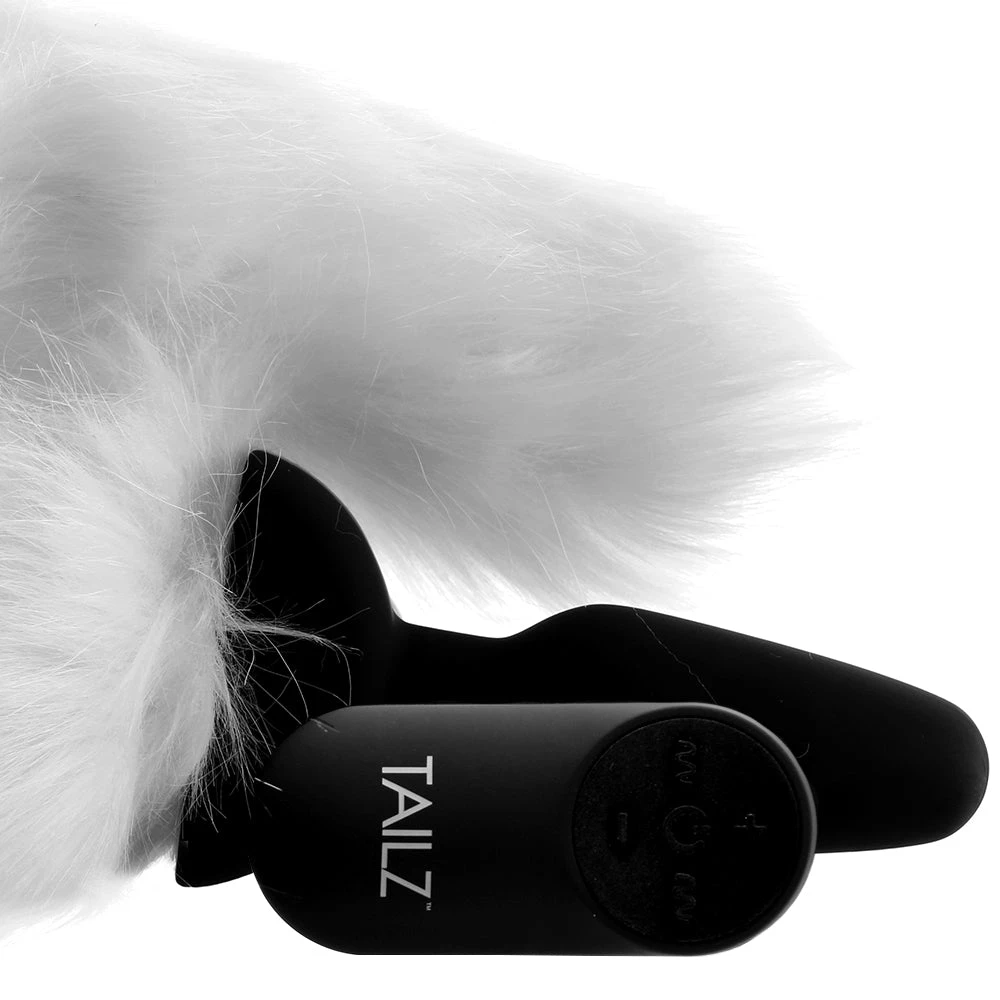 XR Brands Tailz White Fox Vibrating Anal Plug 5 XR Brands Tailz White Fox Vibrating Anal Plug - Image 3