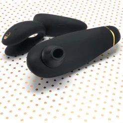 We-Vibe + Womanizer Golden Moments Limited Edition -Outlet Vibrators Store media aaef5c01 019f 4c94 b3b5 2ee97f197024 800x@2x